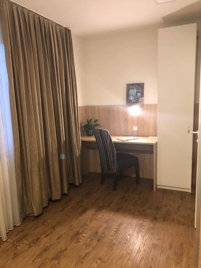 Gastehaus Penny Rooms N Hallein Buitenkant foto