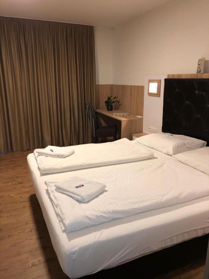 Gastehaus Penny Rooms N Hallein Buitenkant foto